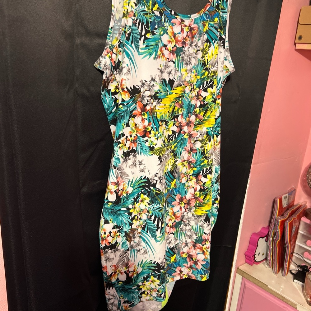 Nicki Minaj Tropical Floral Backless Dress - Multicolor